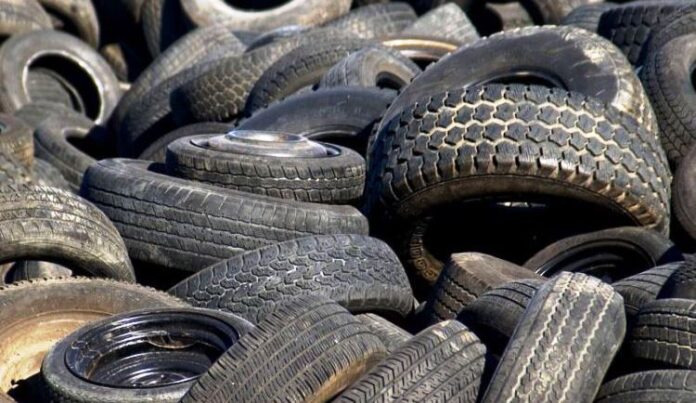 Skládka pneumatik