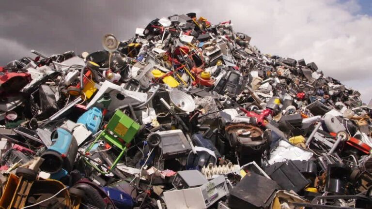 Recyklace elektronického odpadu a pojem „Čínská zeď“