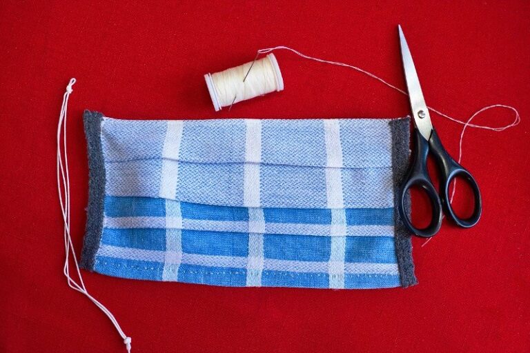 Česká rouška domácí, jaké materiály jsou na její výrobu vhodné