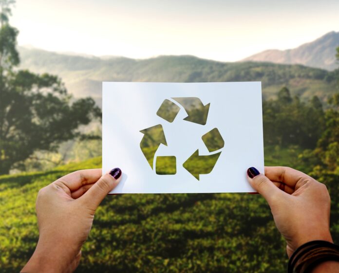 Recyklace odpadu nám šetří přírodní zdroje