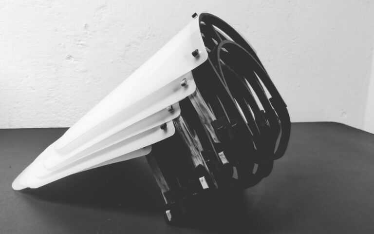 Jak si vyrobit obličejový štít z recyklovaného plastu