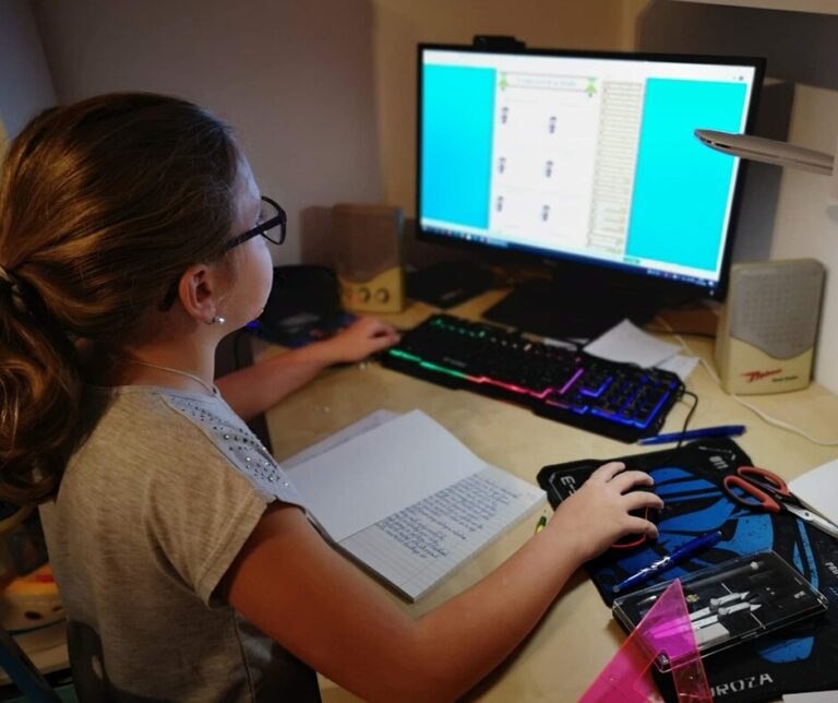 Darujte vaše nevyužívané počítače dětem, které je skutečně potřebují!