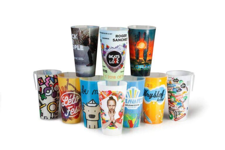 Vratné kelímky Nicknack ušetřily už přes tisíc tun odpadu